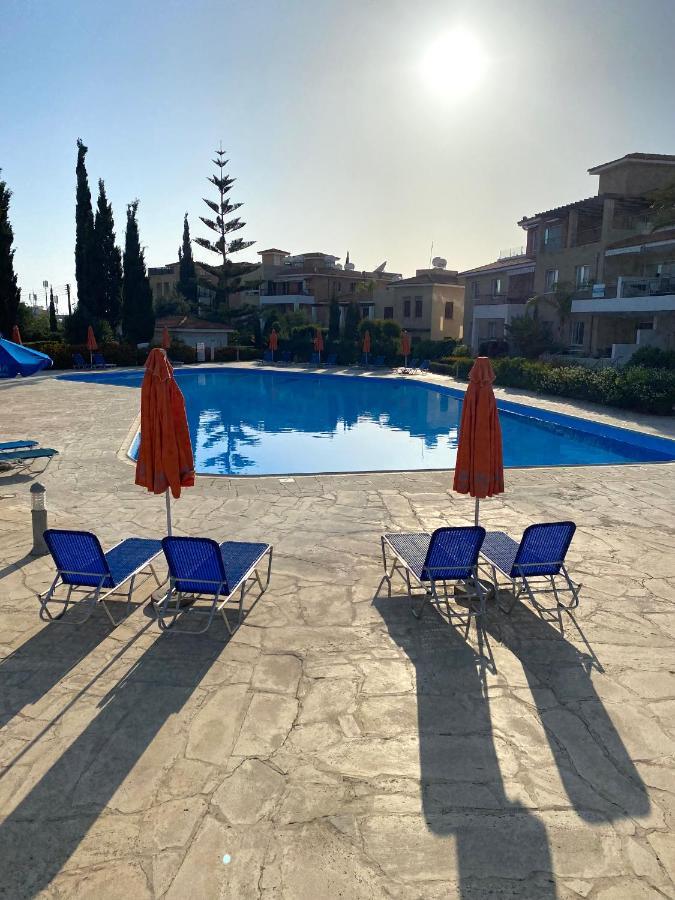 Owls Nest Townhouse Villa Paphos Exterior photo